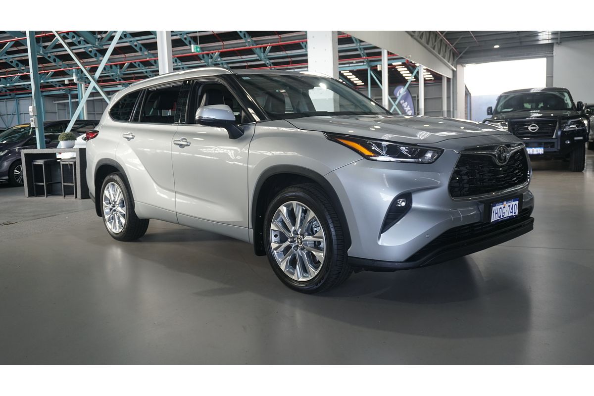 2022 Toyota Kluger Grande GSU75R