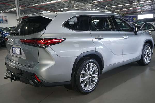 2022 Toyota Kluger Grande GSU75R