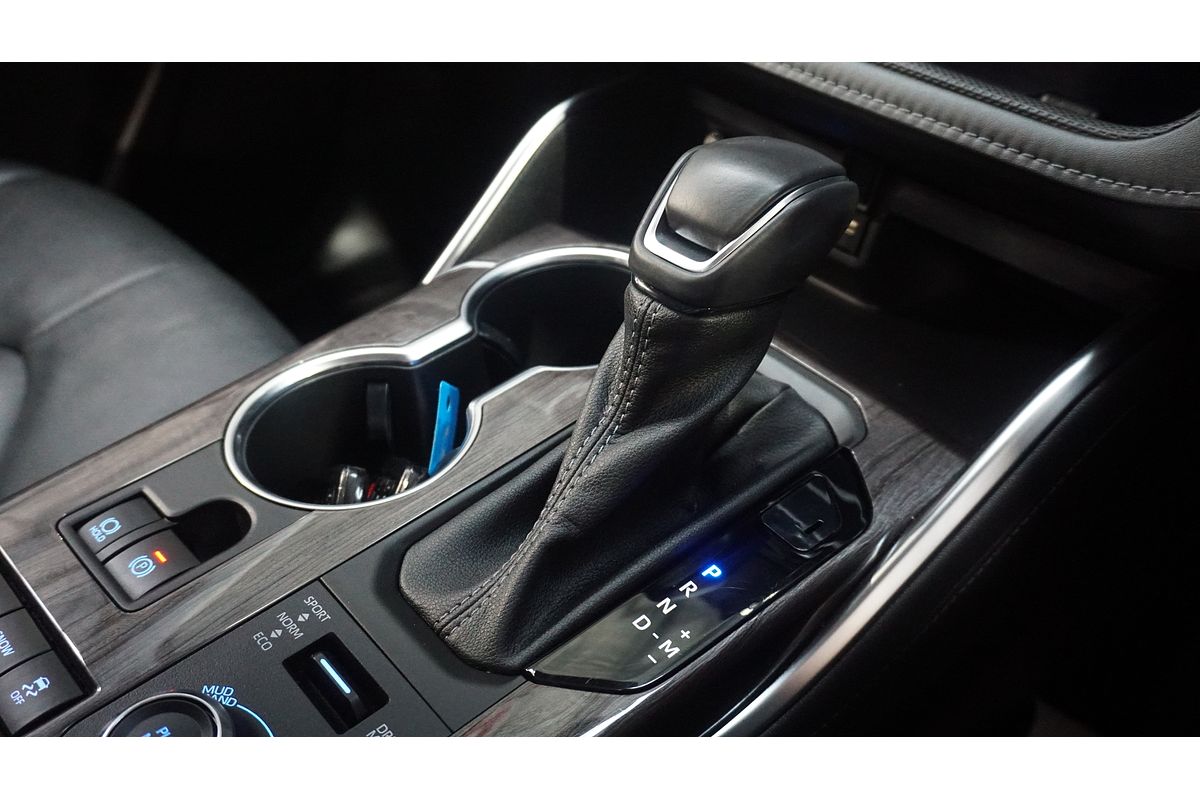 2022 Toyota Kluger Grande GSU75R