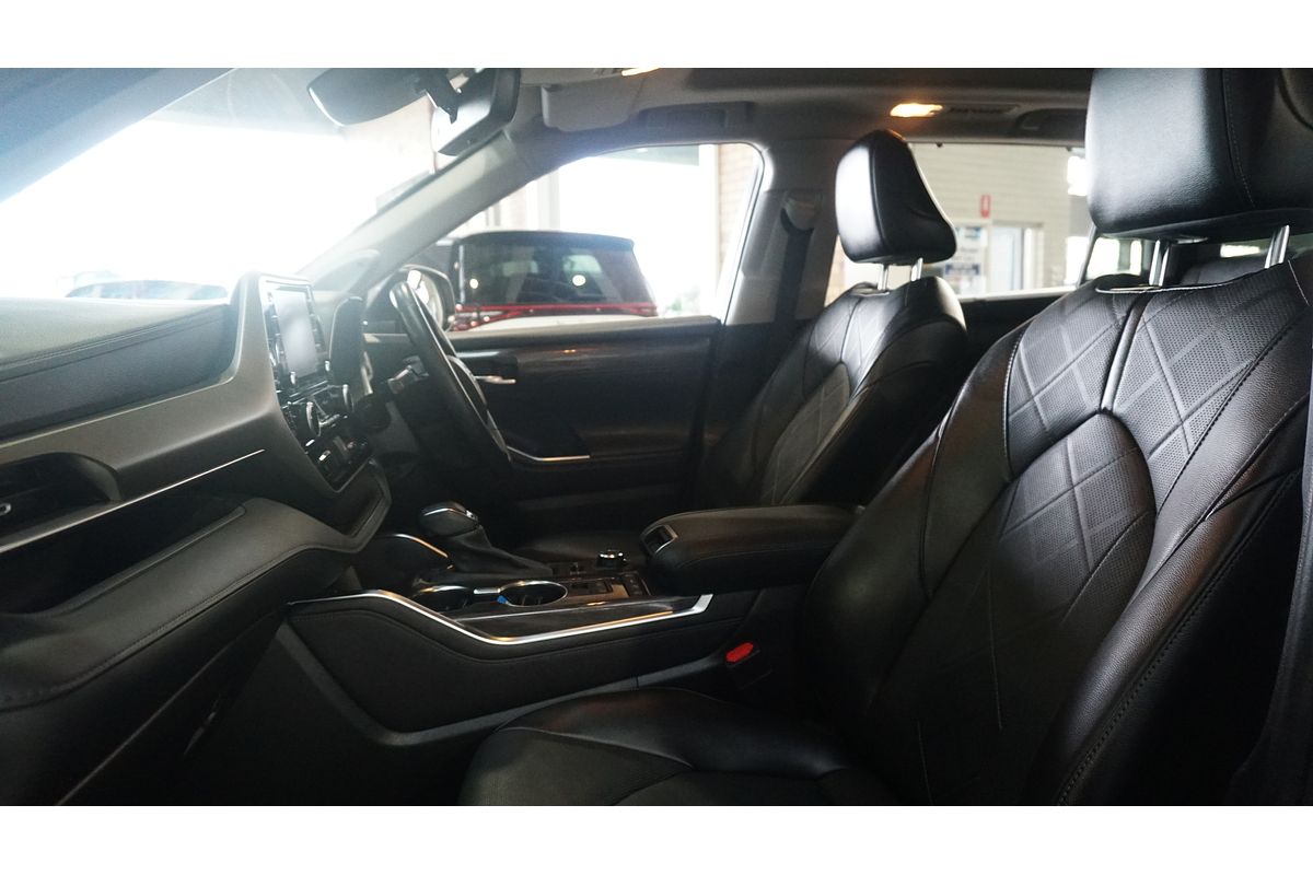 2022 Toyota Kluger Grande GSU75R