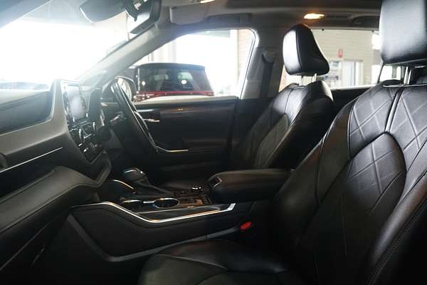 2022 Toyota Kluger Grande GSU75R