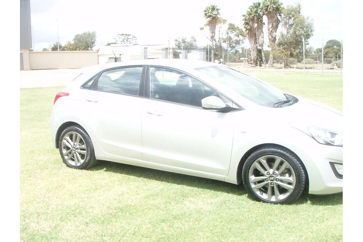2015 Hyundai i30 SR GD3 Series II