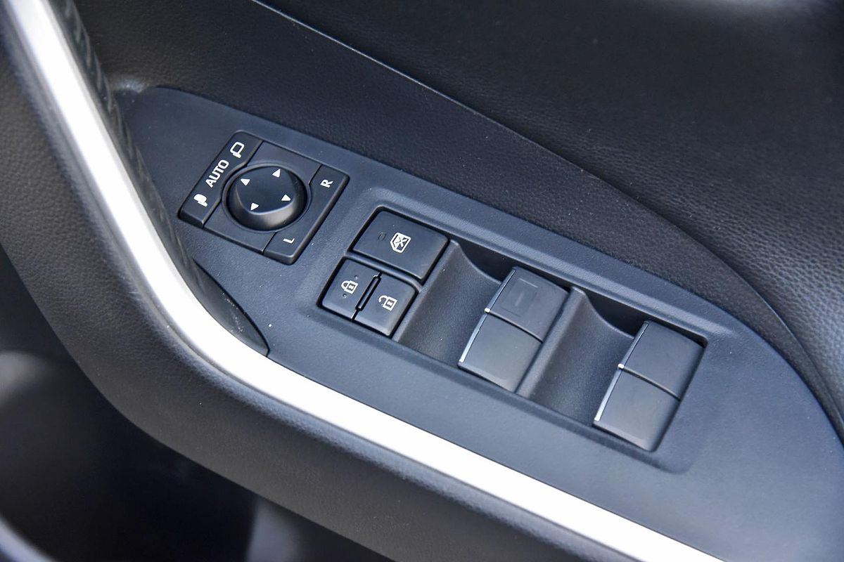 2021 Toyota RAV4 Cruiser AXAH54R