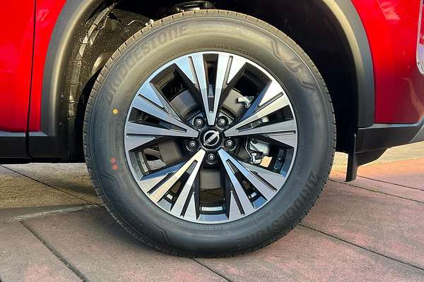 2024 Nissan X-TRAIL ST-L T33