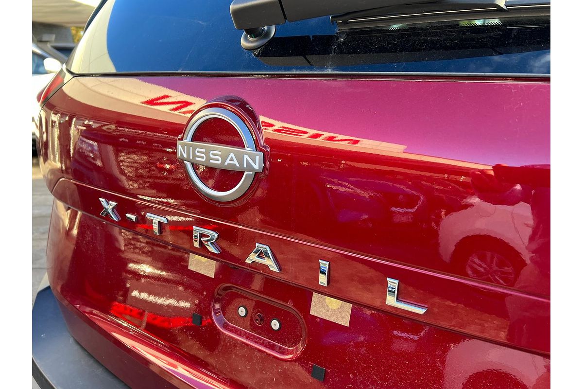 2024 Nissan X-TRAIL ST-L T33