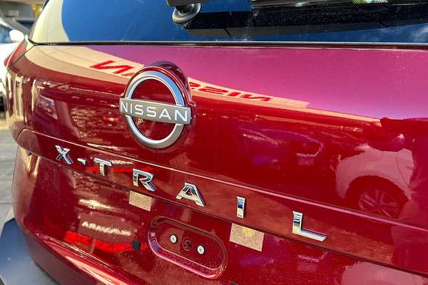 2024 Nissan X-TRAIL ST-L T33