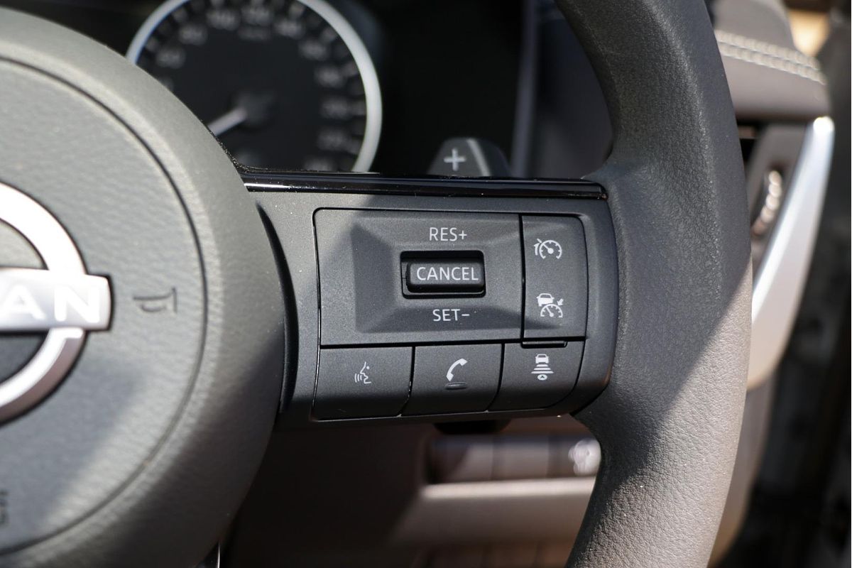 2024 Nissan QASHQAI ST+ J12