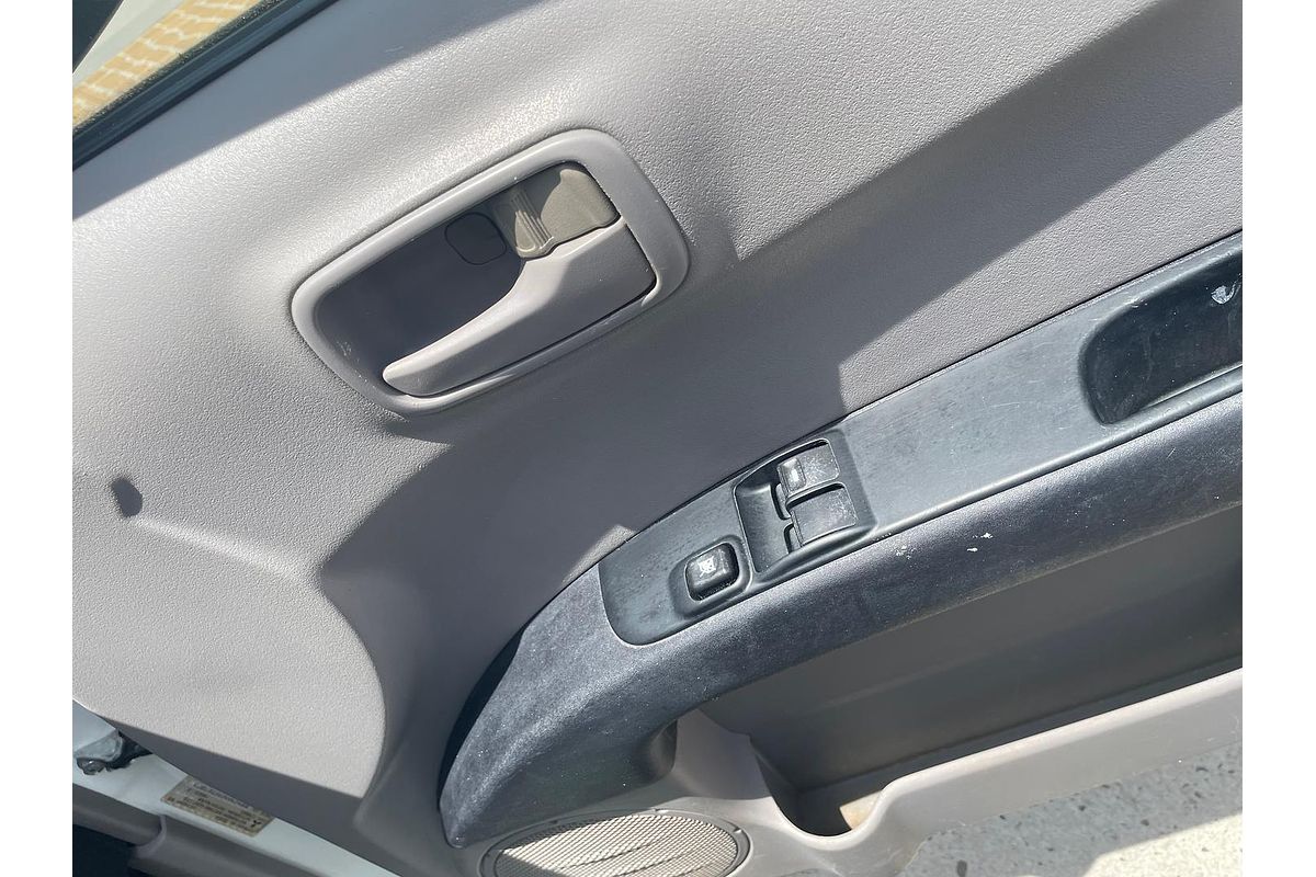 2014 Mitsubishi Triton GL MN Rear Wheel Drive