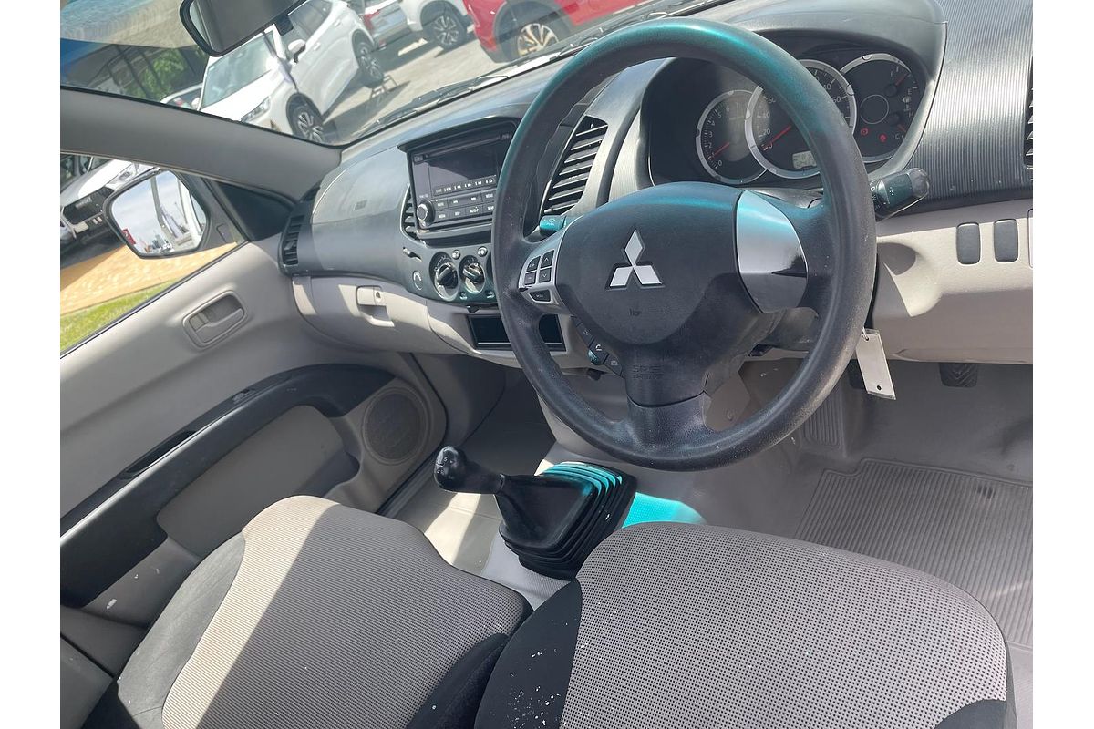 2014 Mitsubishi Triton GL MN Rear Wheel Drive