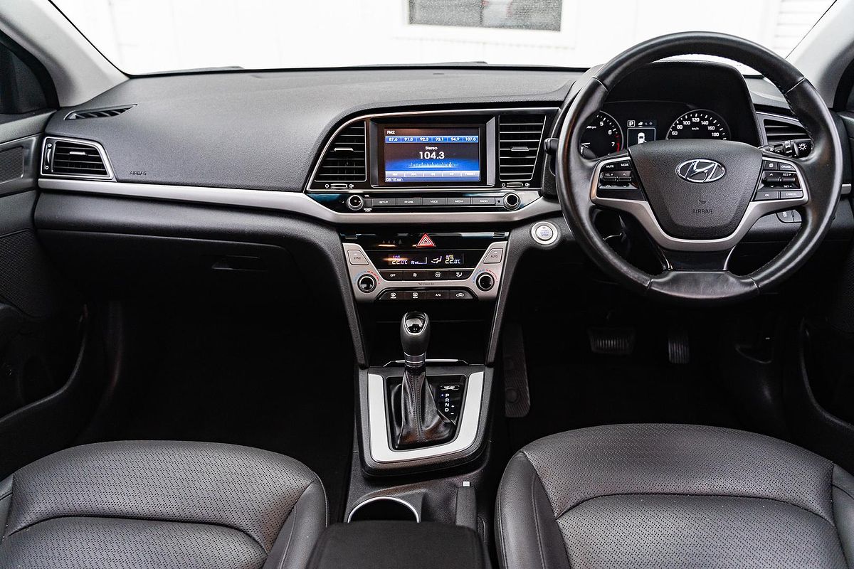 2017 Hyundai Elantra Elite AD