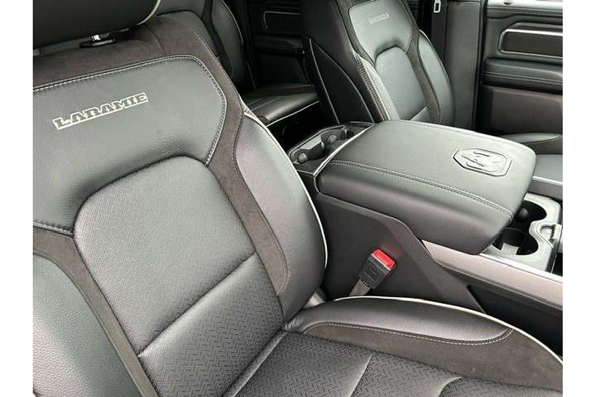 2024 RAM 1500 Laramie DT 4X4 SWB