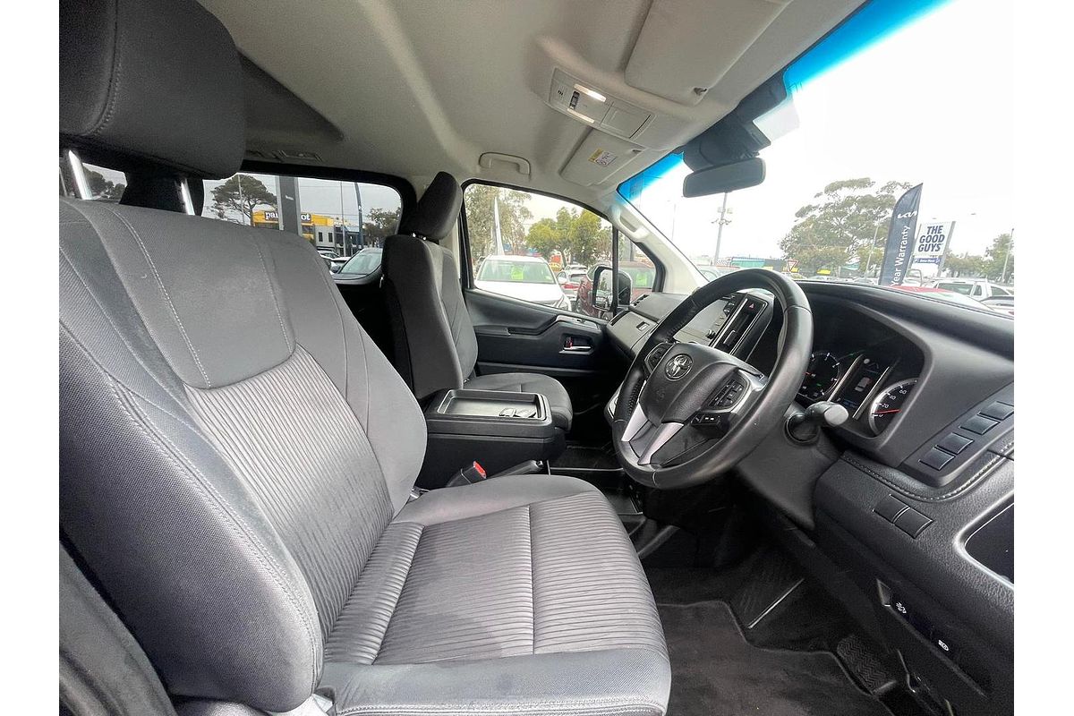 2019 Toyota Granvia GDH303R