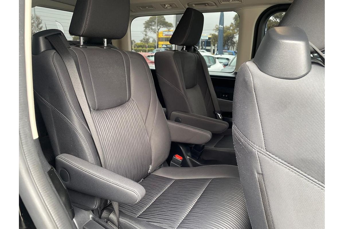 2019 Toyota Granvia GDH303R