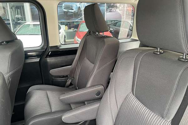 2019 Toyota Granvia GDH303R