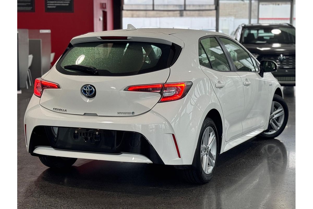2022 Toyota Corolla Ascent Sport Hybrid ZWE211R