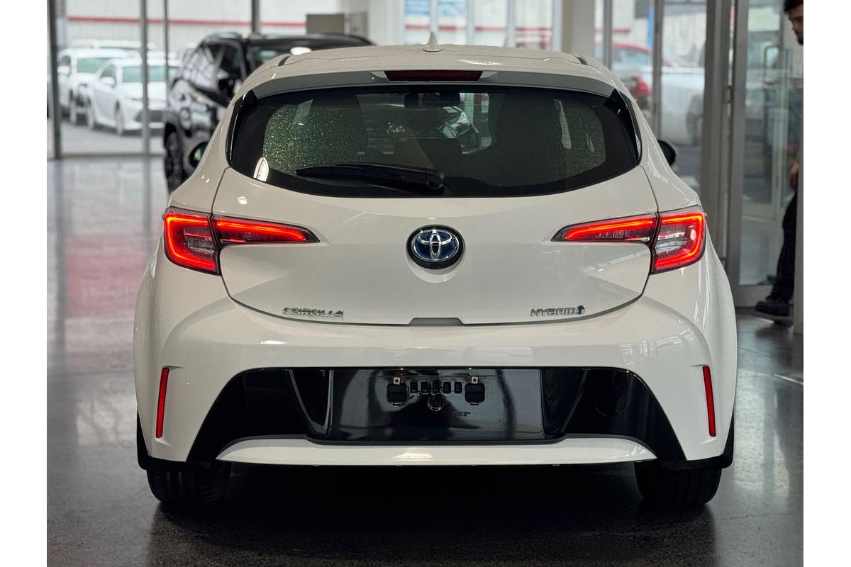 2022 Toyota Corolla Ascent Sport Hybrid ZWE211R