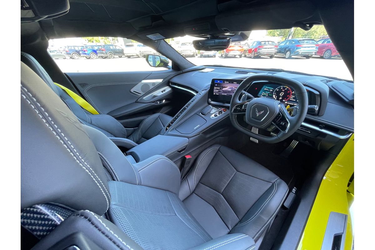 2024 Chevrolet Corvette Stingray 3LT C8