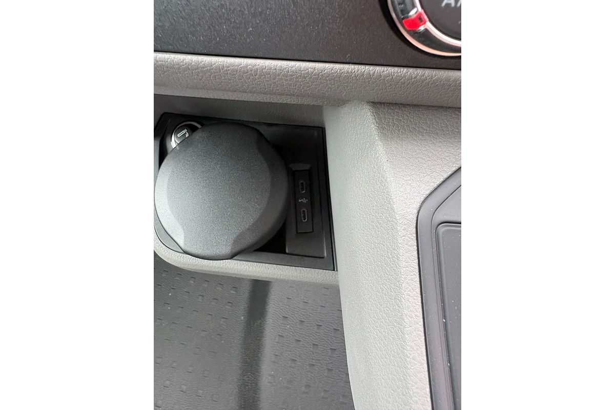 2024 Volkswagen Transporter TDI450 T6.1 LWB