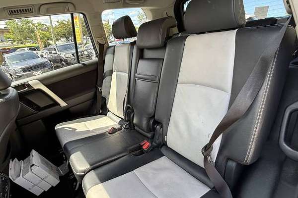 2015 Toyota Landcruiser Prado Altitude KDJ150R