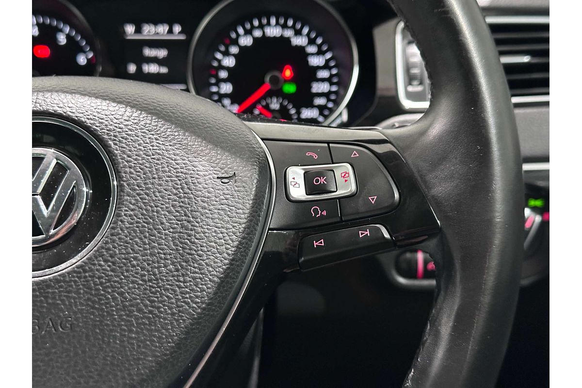 2015 Volkswagen Jetta 155TSI Highline Sport 1B