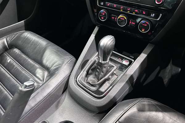 2015 Volkswagen Jetta 155TSI Highline Sport 1B