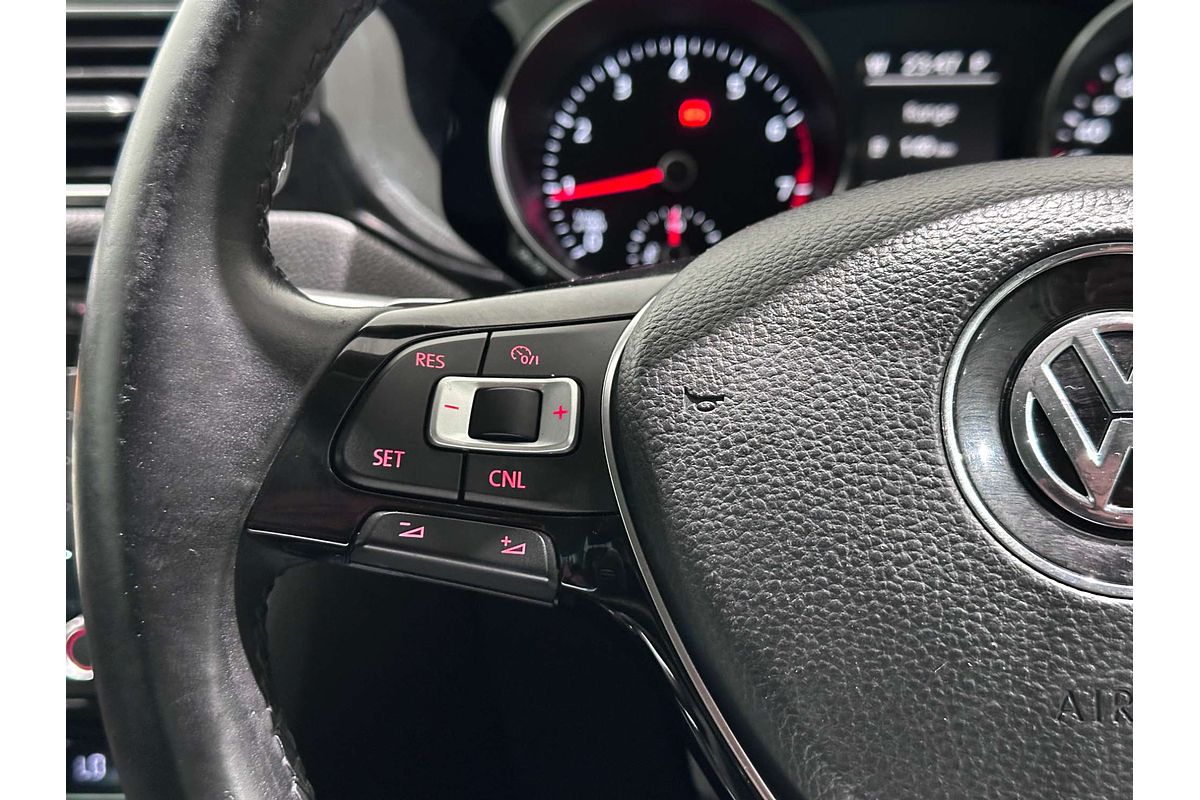 2015 Volkswagen Jetta 155TSI Highline Sport 1B