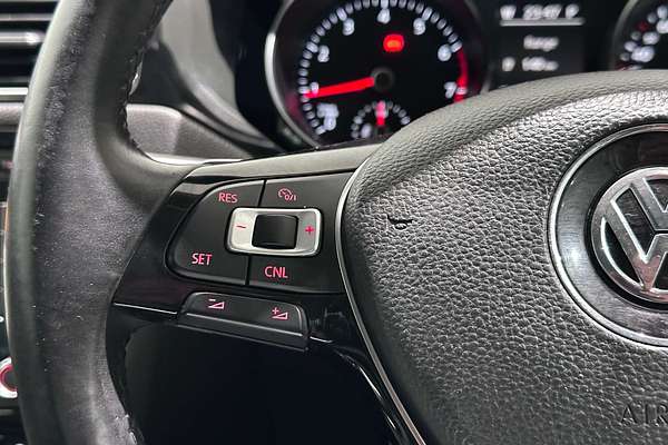 2015 Volkswagen Jetta 155TSI Highline Sport 1B
