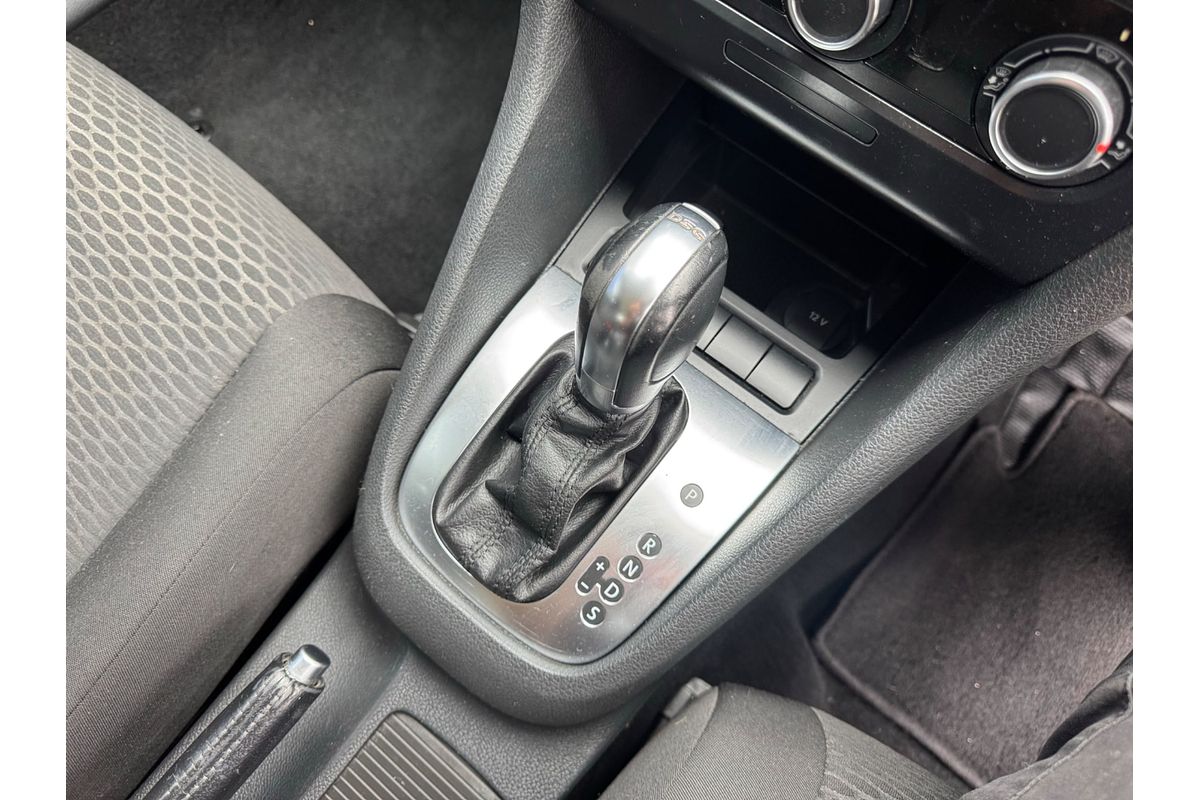 2013 Volkswagen Golf 90TSI Trendline VI
