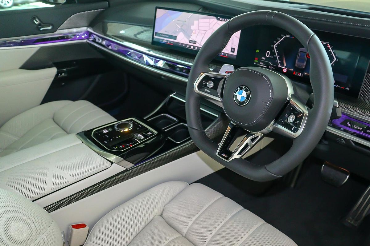2024 BMW 7 Series 740i M Sport G70