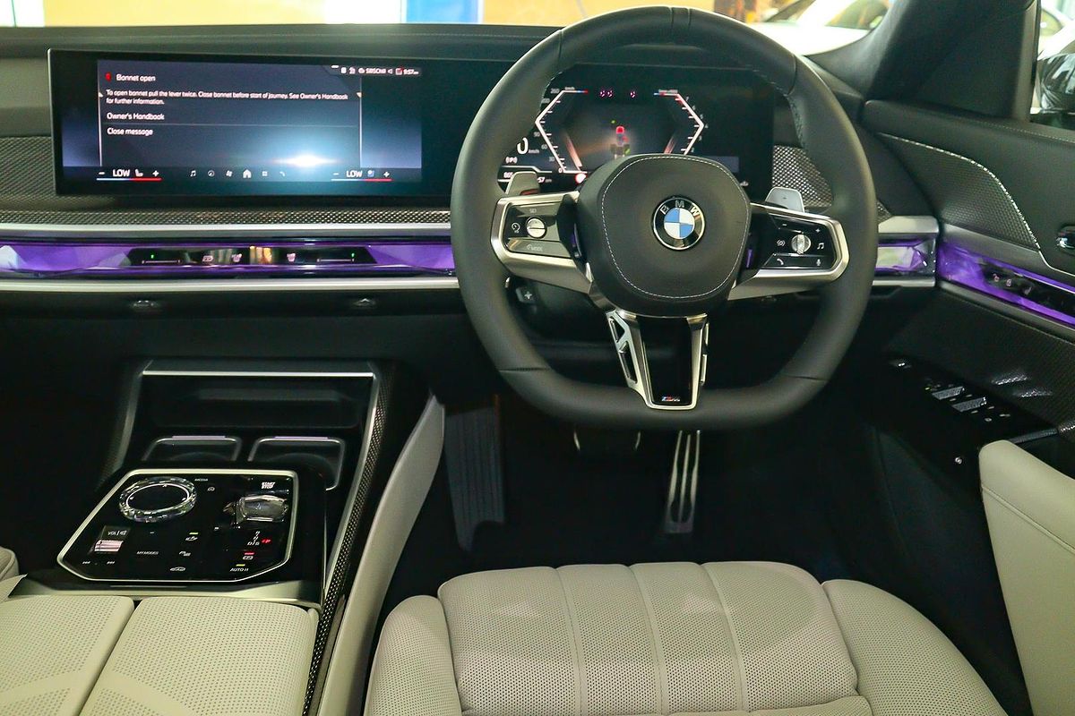 2024 BMW 7 Series 740i M Sport G70