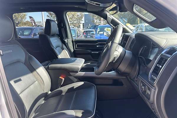2024 RAM 1500 Laramie DT 4X4 SWB