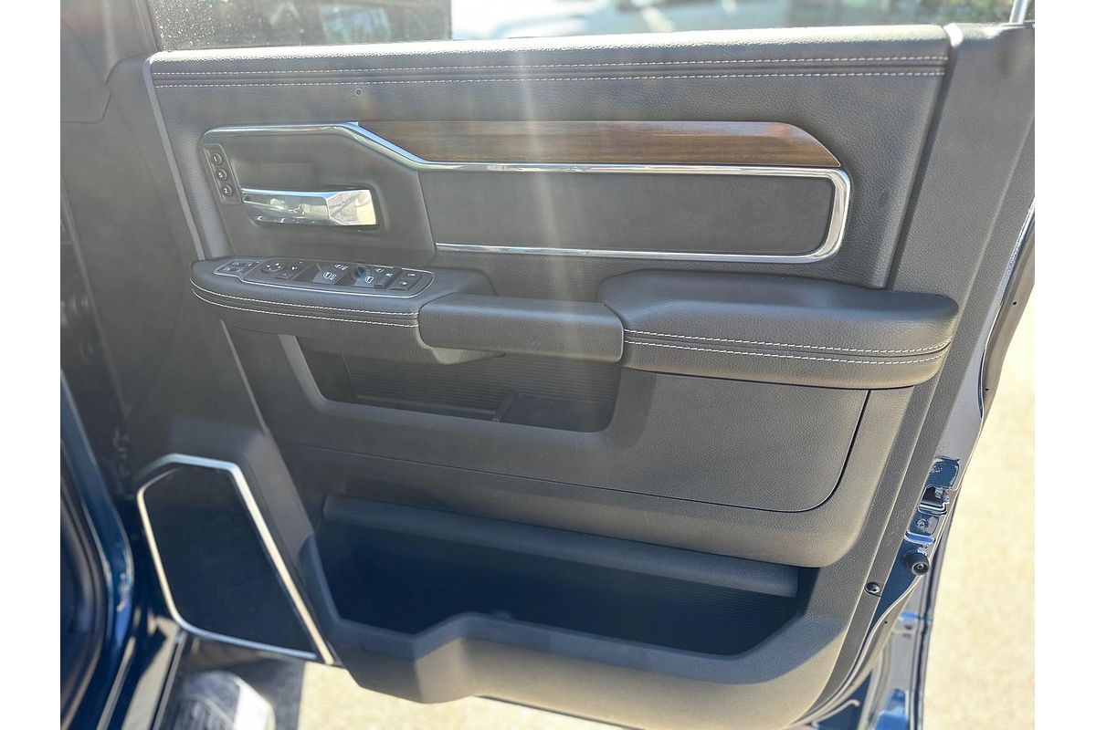 2024 RAM 2500 Laramie Rambox DJ 4X4