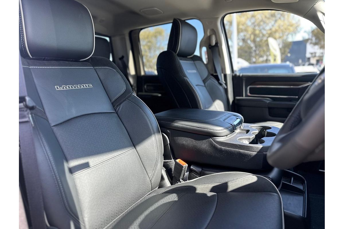 2024 RAM 2500 Laramie Rambox DJ 4X4