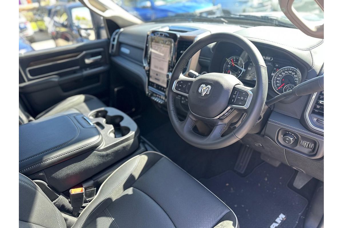 2024 RAM 2500 Laramie Rambox DJ 4X4
