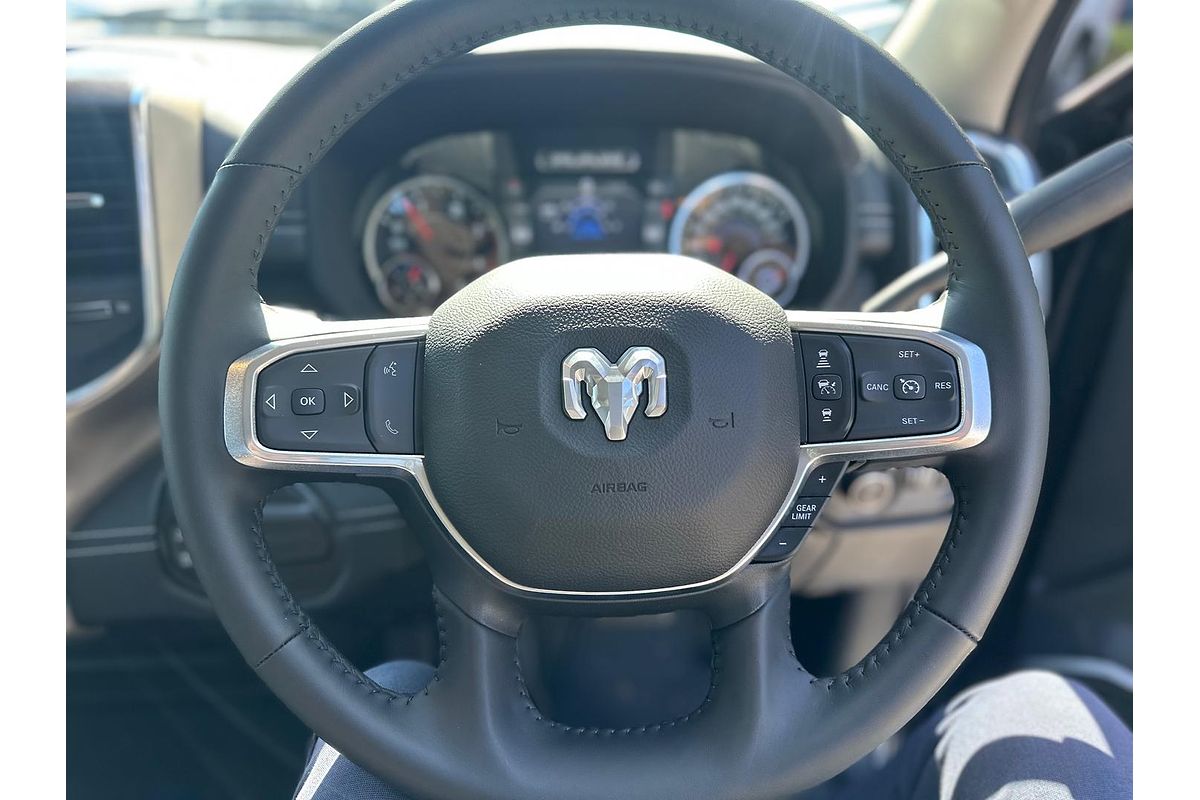 2024 RAM 2500 Laramie Rambox DJ 4X4