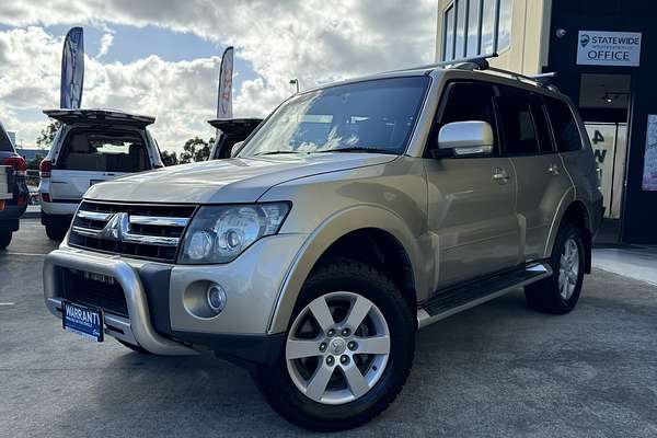2007 Mitsubishi Pajero VR-X LWB (4x4) NS
