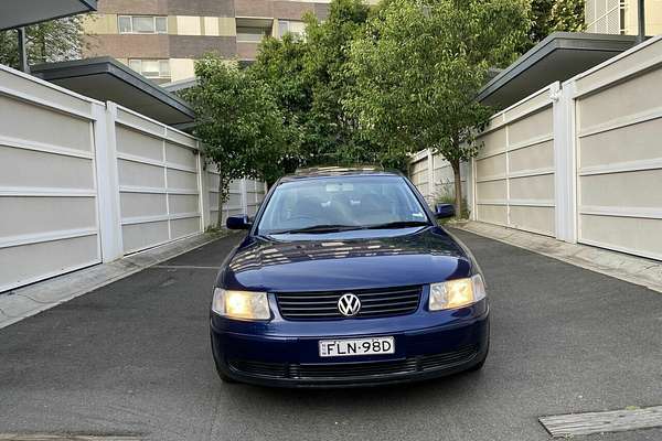 2000 Volkswagen Passat