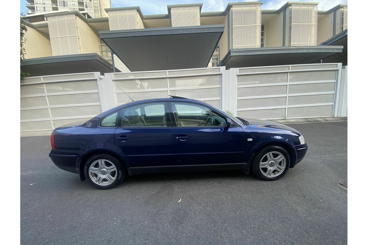 2000 Volkswagen Passat