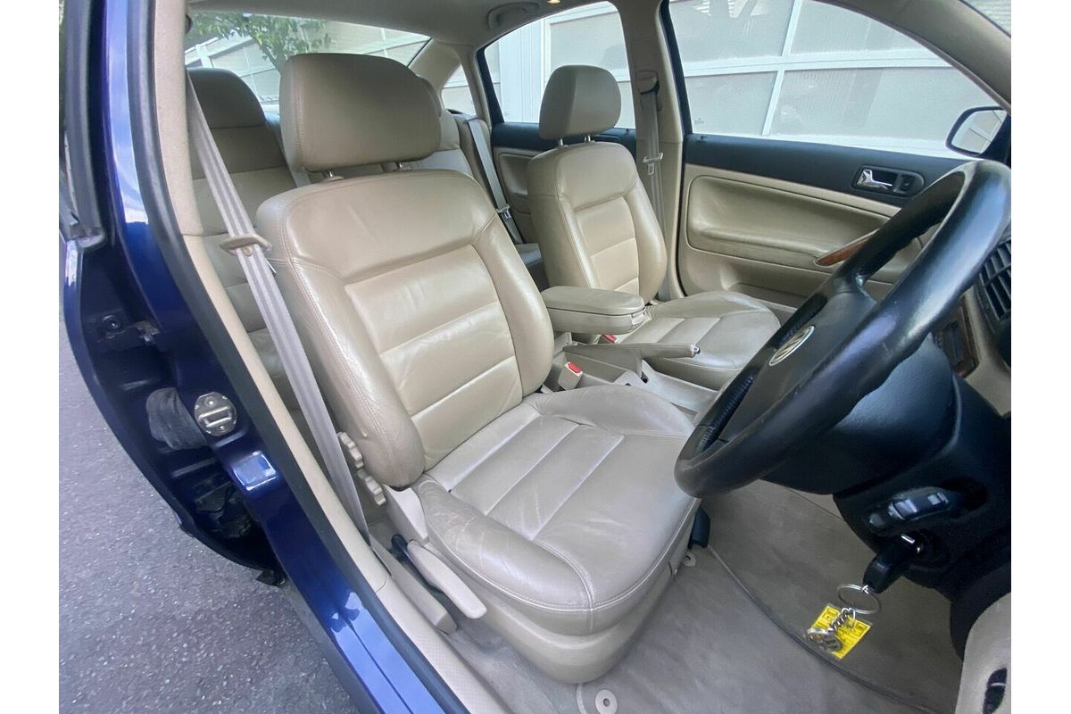 2000 Volkswagen Passat