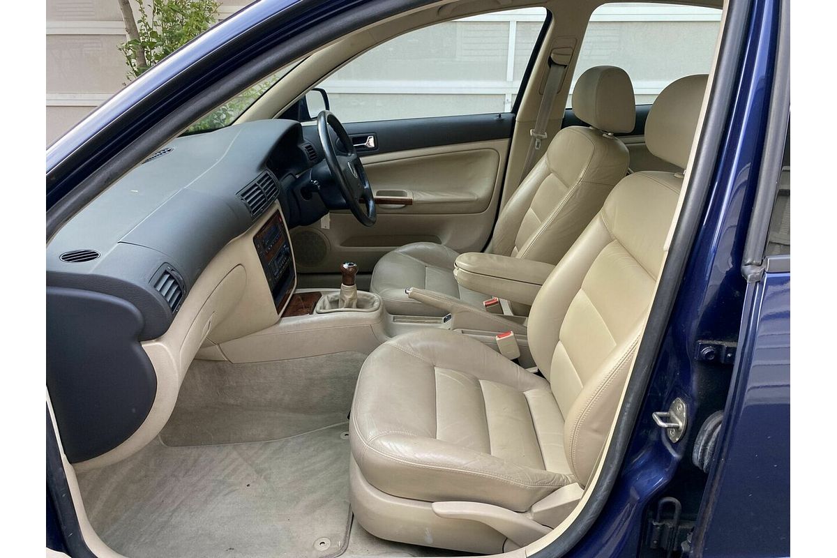 2000 Volkswagen Passat