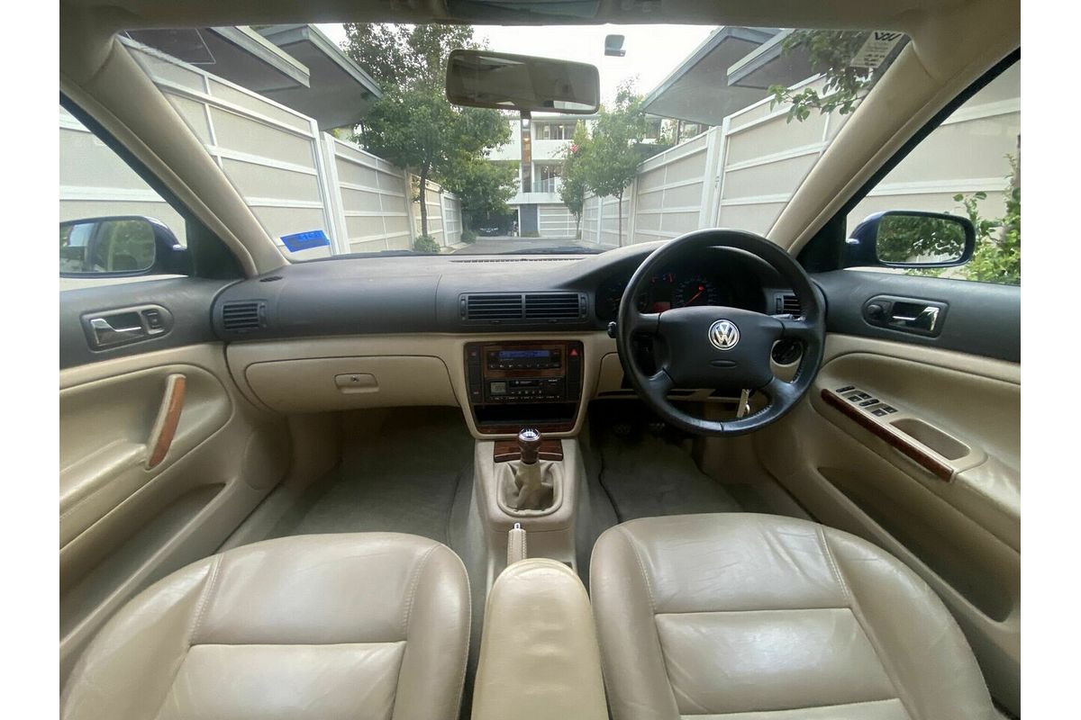 2000 Volkswagen Passat