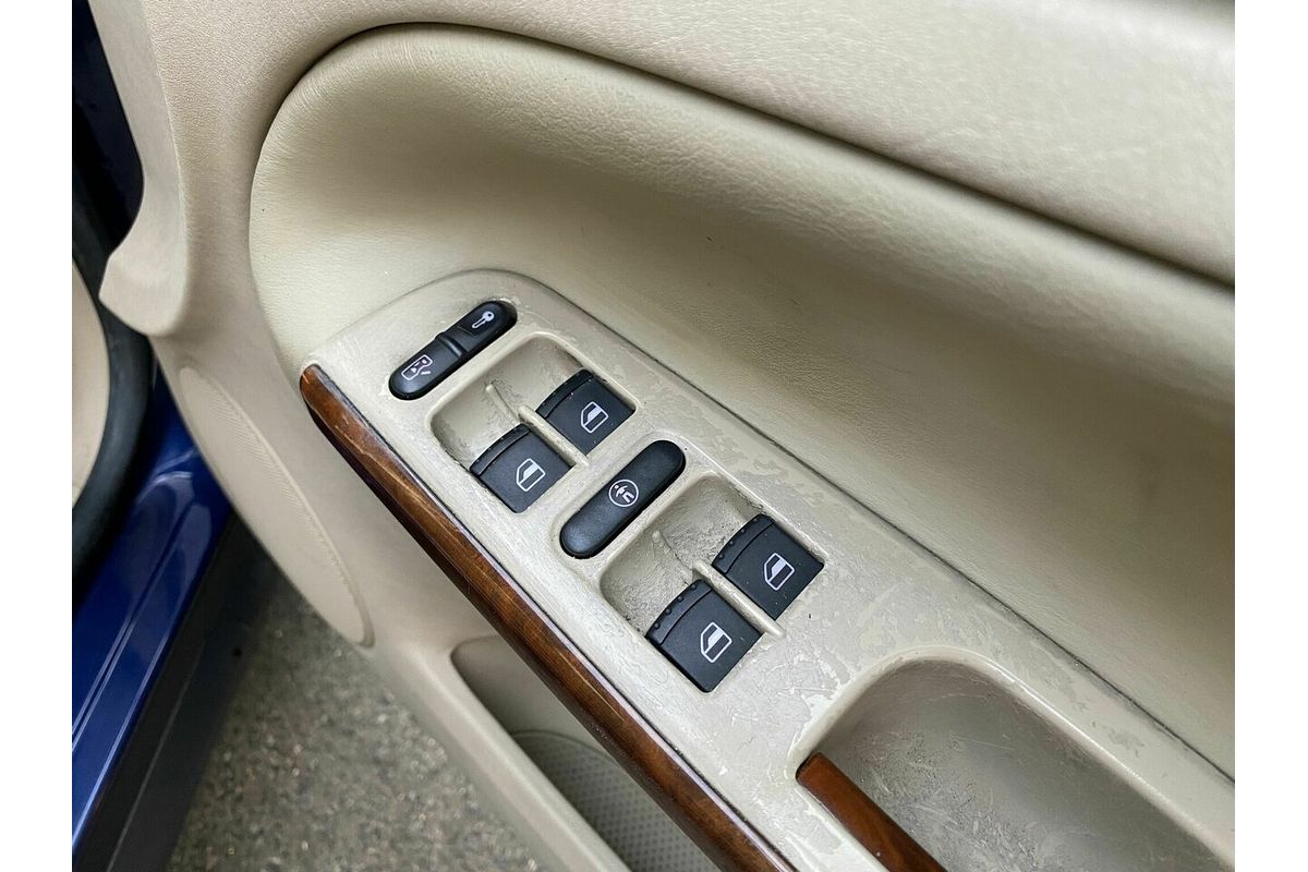 2000 Volkswagen Passat