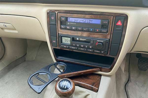 2000 Volkswagen Passat