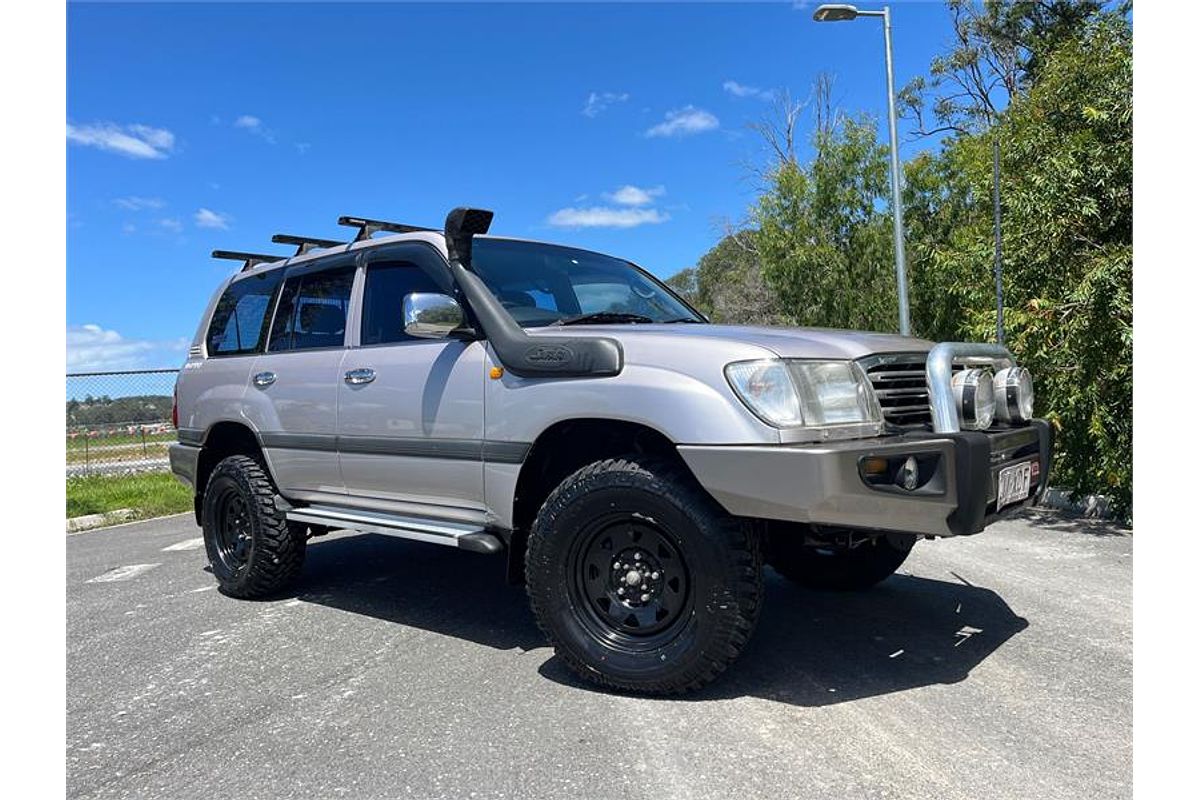 2003 Toyota Landcruiser GXL HDJ100R