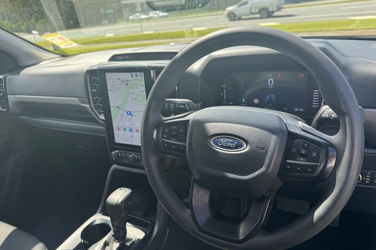 2024 Ford Everest Ambiente