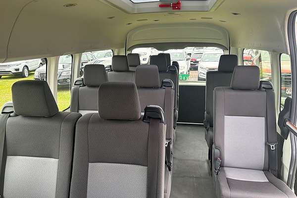 2020 Toyota Hiace Commuter GDH322R