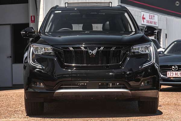 2024 Mahindra XUV700 AX7L Black Edition