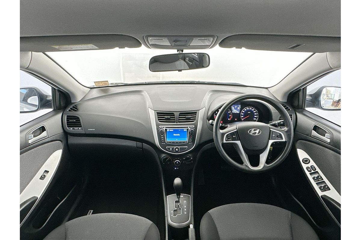 2014 Hyundai Accent Active RB2