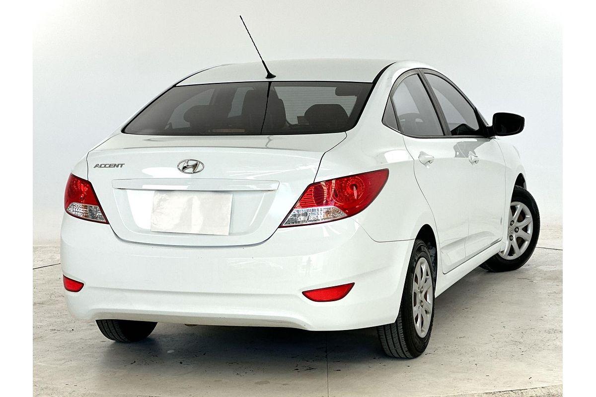 2014 Hyundai Accent Active RB2