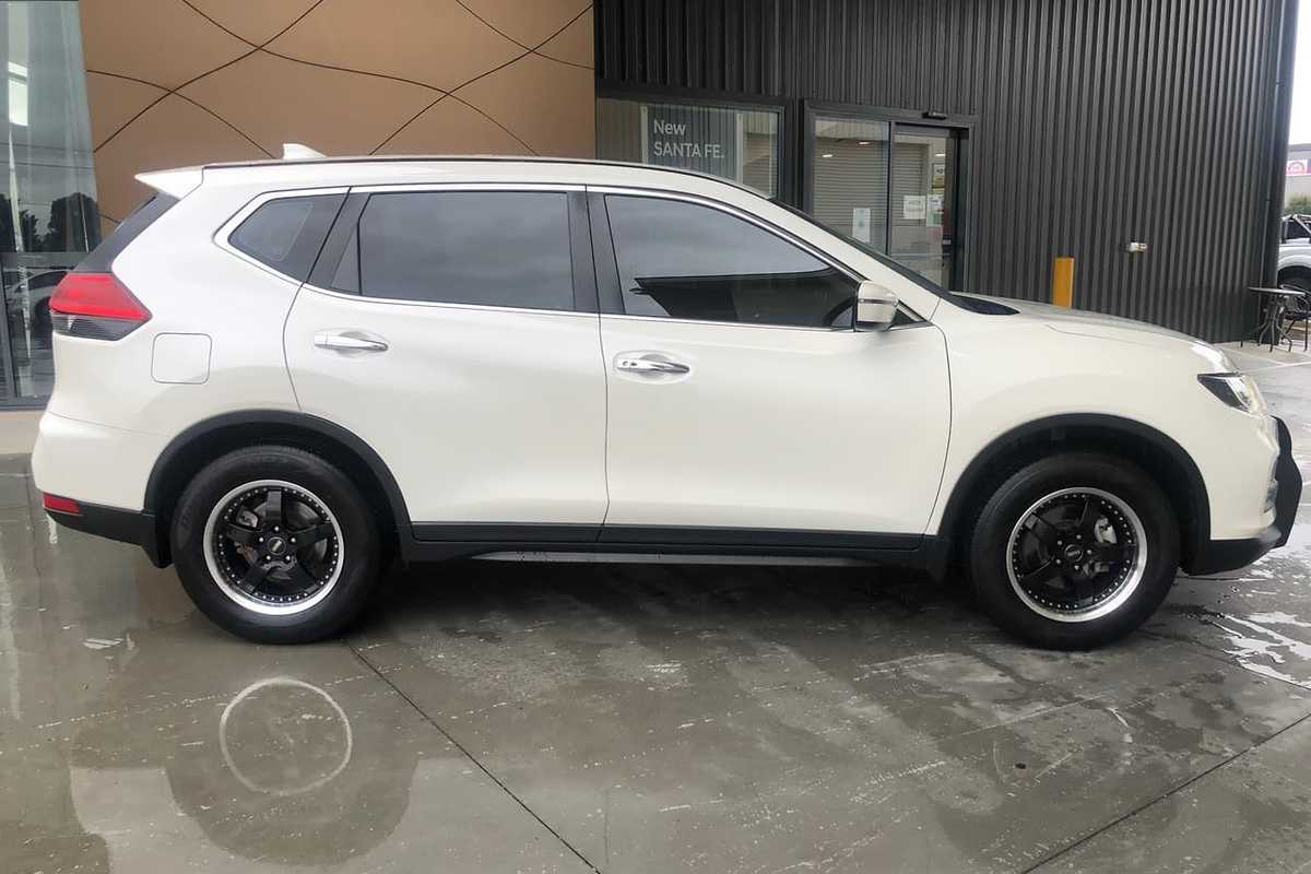 2017 Nissan X-TRAIL ST T32